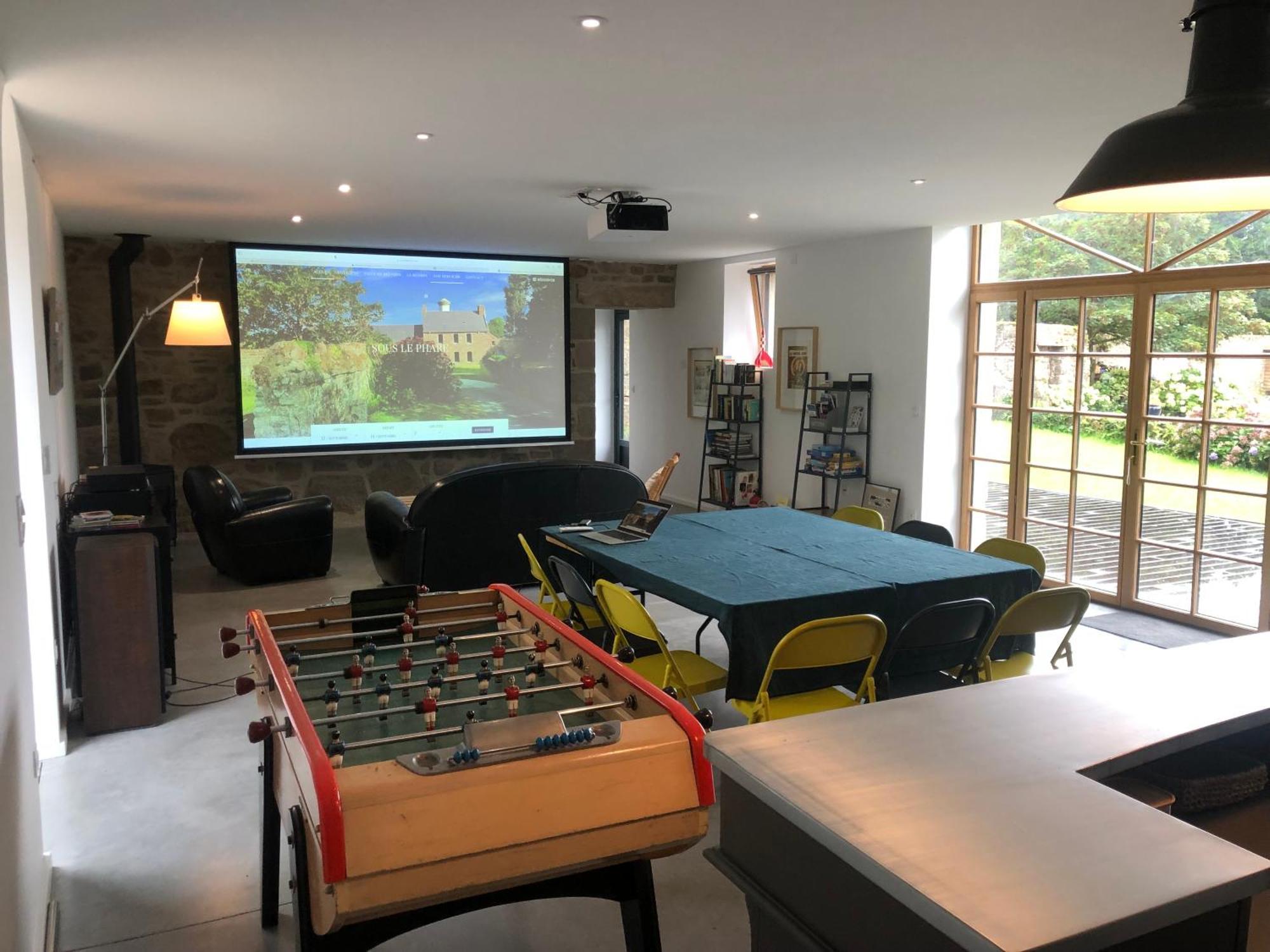 Les Ecolodges Sous Le Phare Louannec Exteriör bild